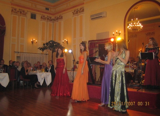 haute couture fashion show